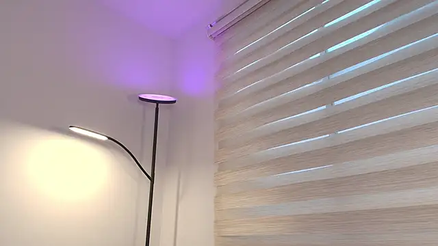 AngelinaRoss_ live sex cam