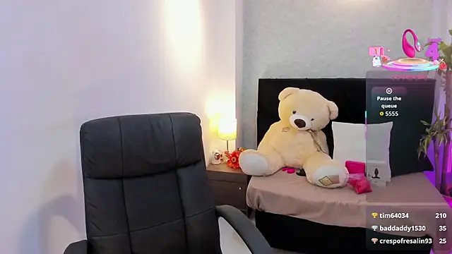 lily_cash1 live sex cam