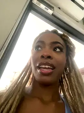 adaraSmiith live sex cam