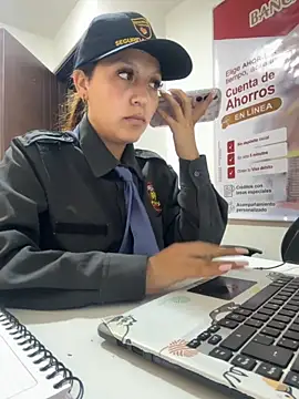 Emily-7_ live sex cam