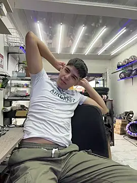 Stick_ledom live sex cam