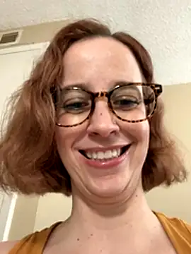 CreamedKitten live sex cam