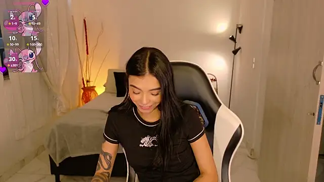 AnabelWolf live sex cam