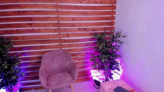 Laura_Bonnet_ live sex cam