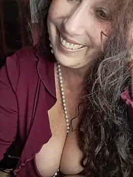 GypsyEsmeralda live sex cam