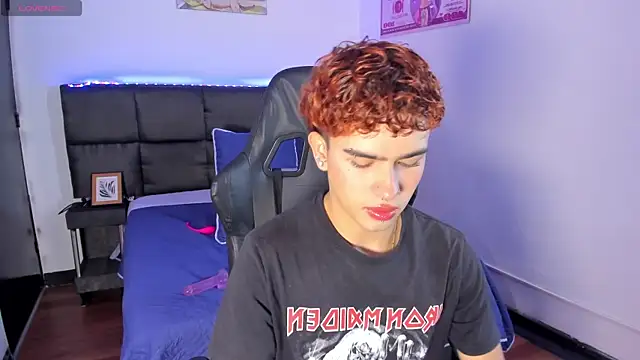 Aiiden_15 live sex cam