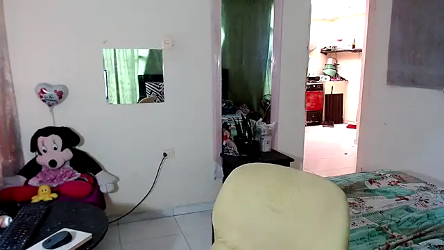 Sashaferrari2000 live sex cam