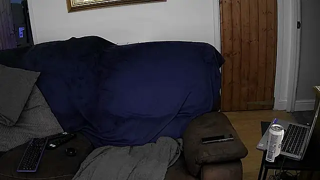 rob2810 live sex cam