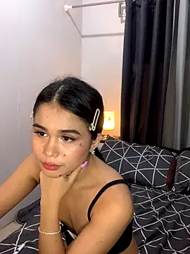 AngelHille live sex cam