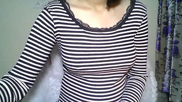 Naughty_Nayra live sex cam