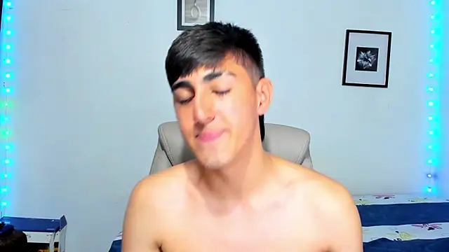 babymaik live sex cam