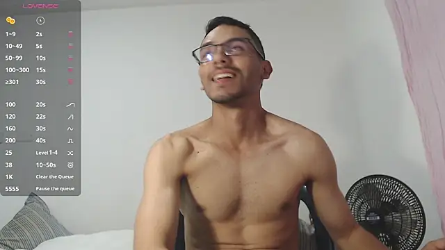 russthiago live sex cam
