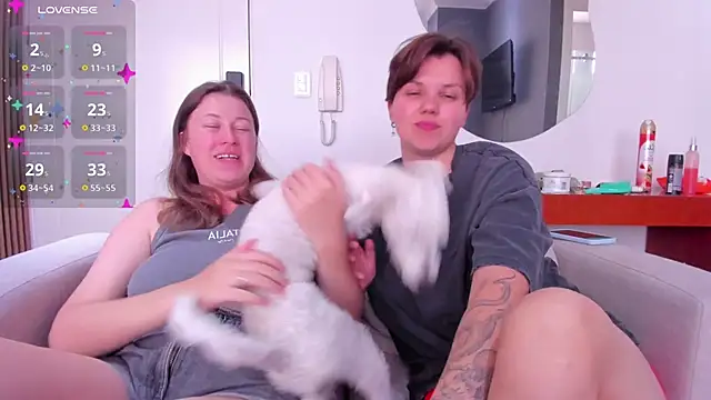 Tenderly_Couple live sex cam