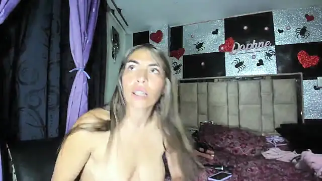 sophiaydaphne live sex cam