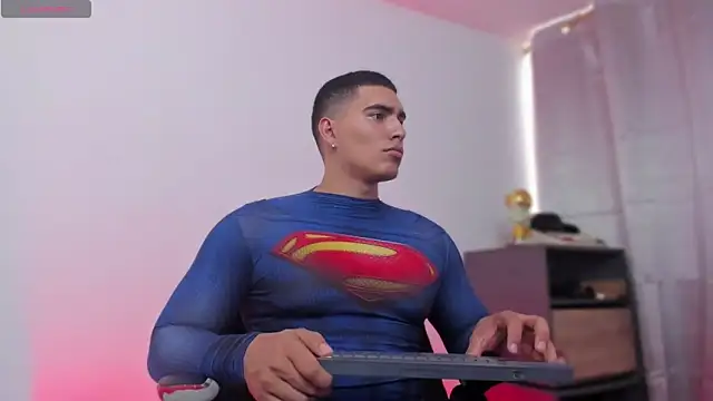 JamesGraay live sex cam