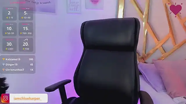 ChloeHarper_ live sex cam
