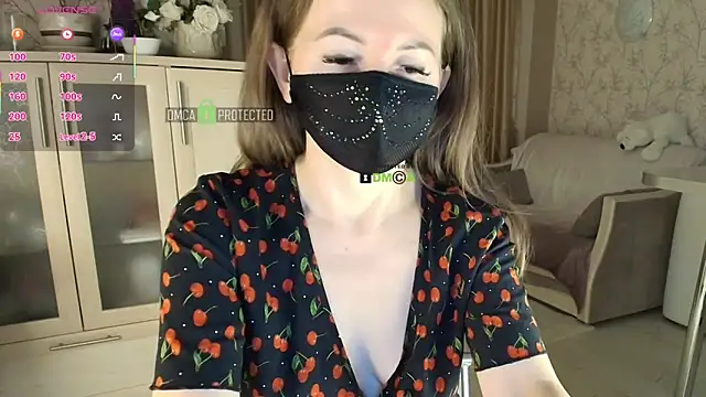 MilfeaN live sex cam