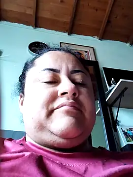 Monseratte21 live sex cam