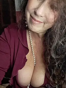 GypsyEsmeralda live sex cam