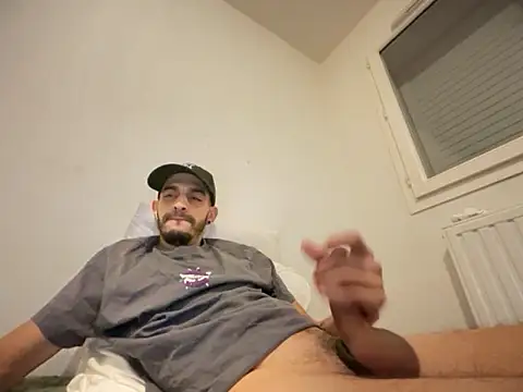 Rebeu313 live sex cam