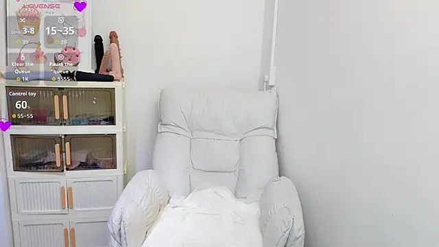 9aunatiis live sex cam