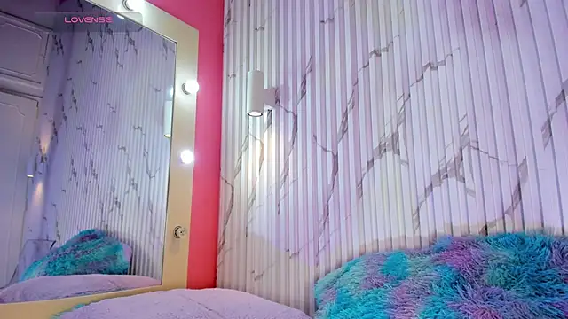 valentina_lux live sex cam