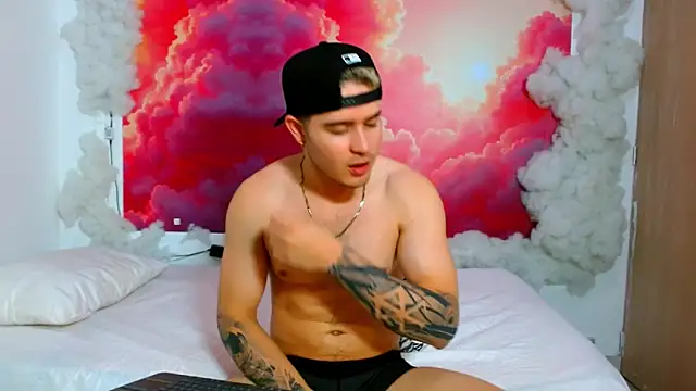 AlexPiersss live sex cam