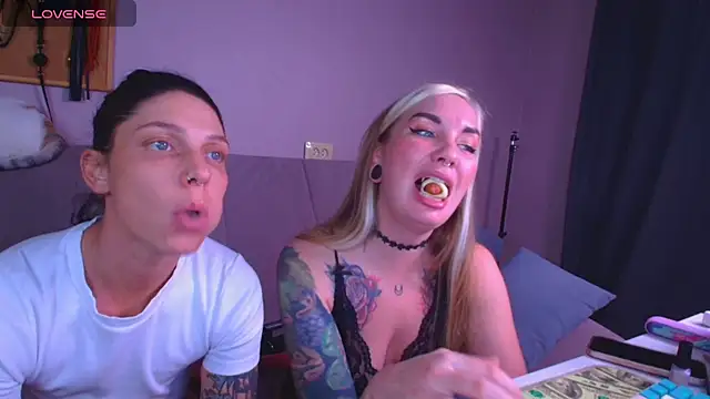 Carrie_Moonshine live sex cam