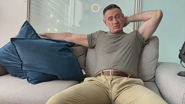 TheDonnyBasilisk live sex cam