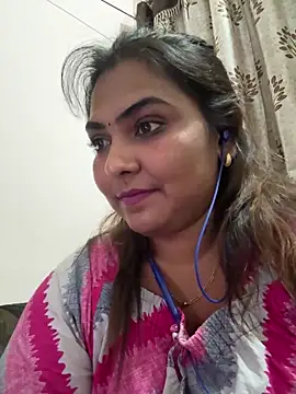 Tamil_Smiley_Queen live sex cam