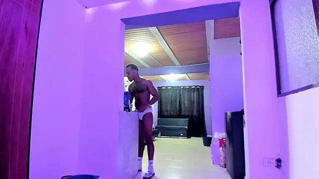 Salomon_koude live sex cam