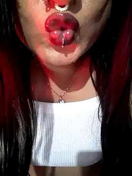 Cutie-Whiskey1 live sex cam