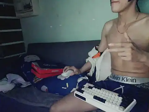 boyhigh1997 live sex cam