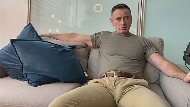 TheDonnyBasilisk live sex cam