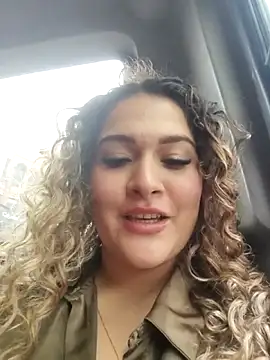 Sara_smiiith211 live sex cam