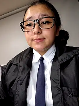 Cute_Penelope live sex cam