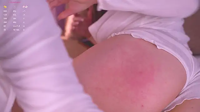 Wild_Wonders live sex cam