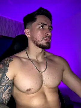 Brad_Summer live sex cam