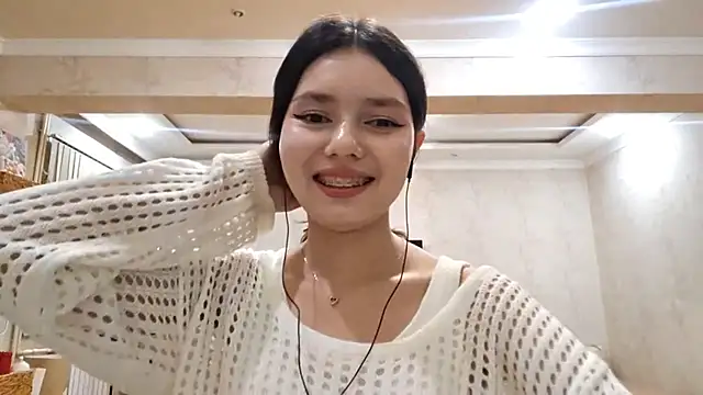 CorinneKindregans live sex cam