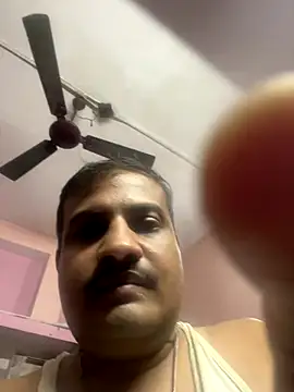 Saxymood1111 live sex cam