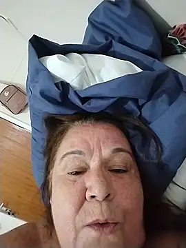 Yaya_Mineira live sex cam