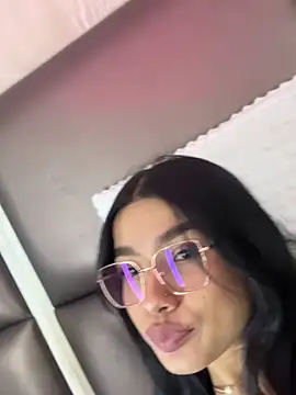 Bella_Smiith_ live sex cam