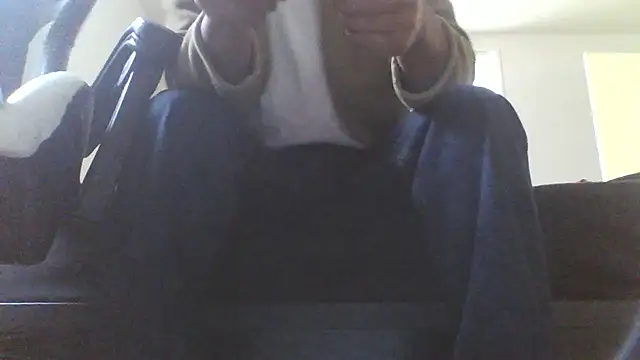 MrDaddyBbSnake live sex cam