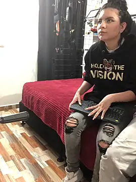 1lovelygirls live sex cam