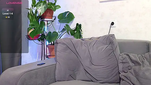 -Yourwoman- live sex cam