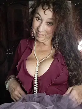 GypsyEsmeralda live sex cam