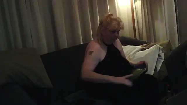 Sylviastar46 live sex cam