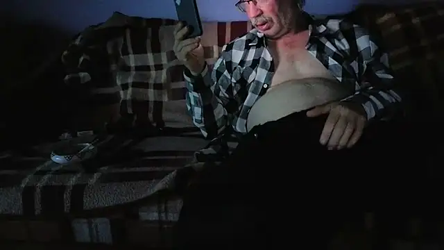 cumloverboyxx69 live sex cam