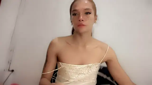 queen_lucinda live sex cam