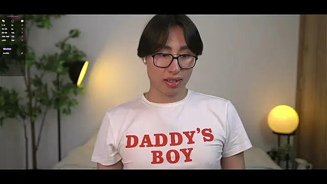 SrLuis18 live sex cam